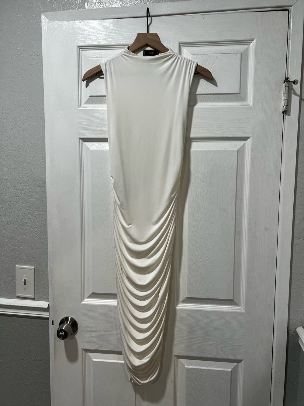 Sleeveless White Ruched-Back Midi Dress